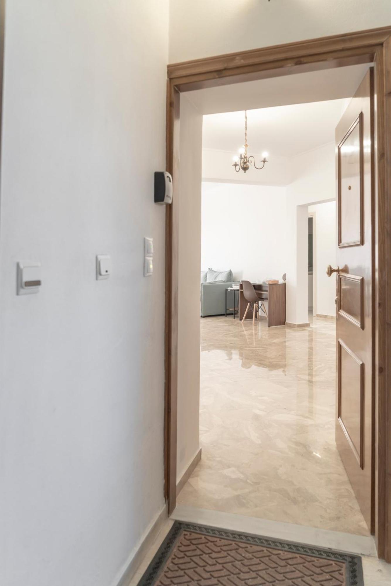 Neon 2Br Luxurious Central Apt Heraklion Exterior foto